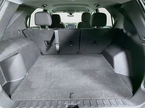 Used 2023 Chevrolet Equinox LS w/ LS Convenience Package AWD/4WD image 30