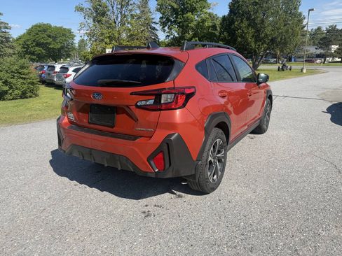 Used 2024 Subaru Crosstrek 2.0i Premium AWD/4WD image 5