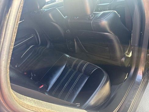 Used 2019 Chrysler 300 S RWD image 19