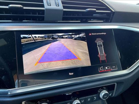 Certified 2025 Audi Q3 2.0T Premium w/ Convenience Package image 25