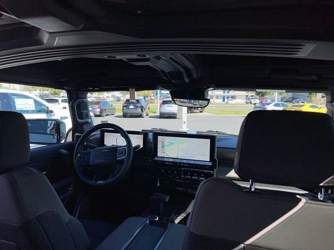 New 2025 GMC Hummer EV 3X w/ Battery Pack, 24 Module Pack image 19