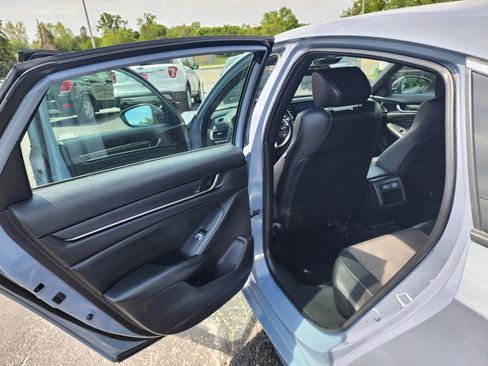Used 2021 Honda Accord Sport image 19