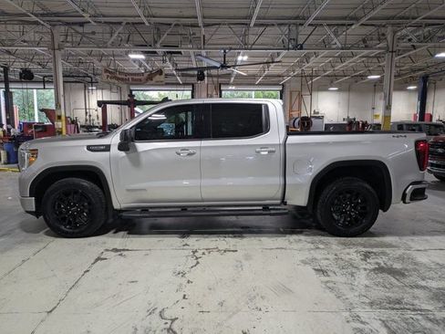 Used 2021 GMC Sierra 1500 Elevation w/ LPO, Elevation Black Package AWD/4WD image 6