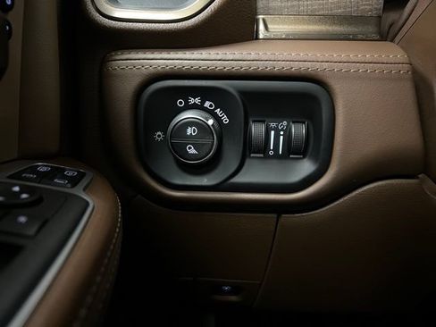 Used 2024 RAM 3500 Limited w/ Safety Group AWD/4WD image 39