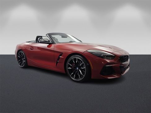 Used 2025 BMW Z4 M40i w/ Edition image 1