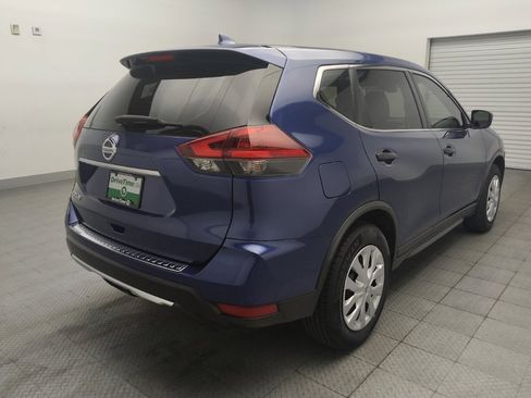 Used 2020 Nissan Rogue S FWD image 9