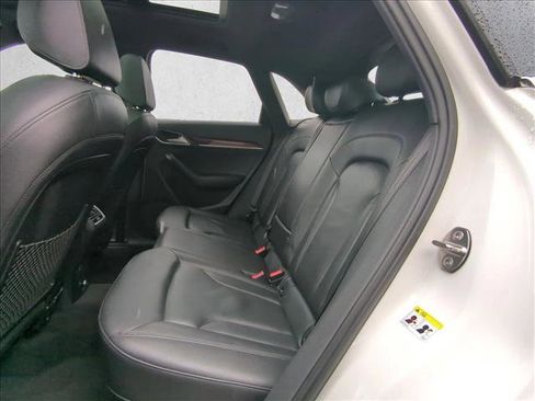 Used 2018 Audi Q3 2.0T Premium Plus image 26