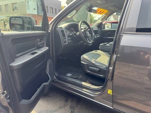 Used 2014 RAM 1500 Express AWD/4WD image 7