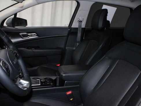 Used 2025 Kia Sportage EX AWD/4WD image 19