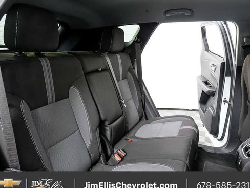 Certified 2025 Chevrolet Blazer LT FWD image 19