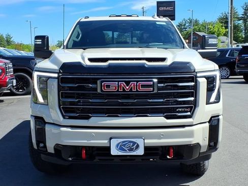 New 2026 GMC Sierra 2500 AT4 w/ Technology Package AWD/4WD image 2