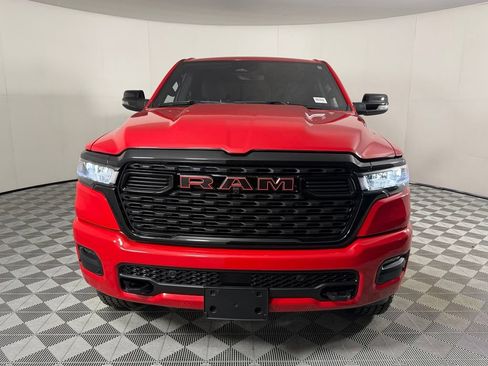 Used 2025 RAM 1500 Big Horn AWD/4WD image 3