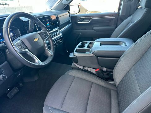 Used 2022 Chevrolet Silverado 1500 LT RWD image 10