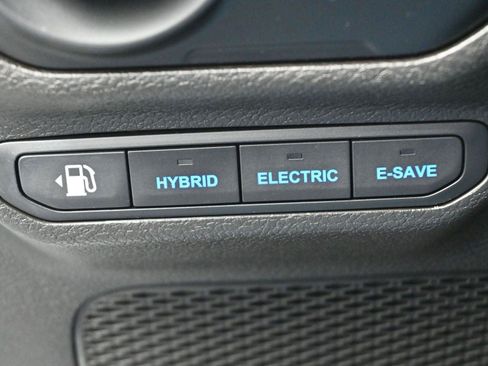 Used 2023 Jeep Wrangler Unlimited AWD/4WD image 19