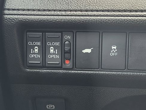 Certified 2025 Honda Odyssey Sport-L image 21