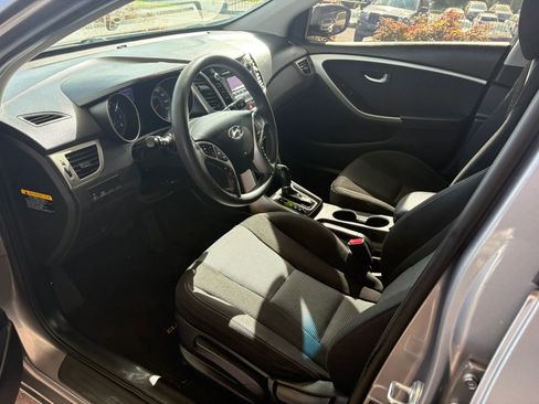 Used 2014 Hyundai Elantra GT FWD image 7