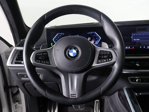 Used 2024 BMW X7 xDrive40i w/ M Sport Package AWD/4WD image 41