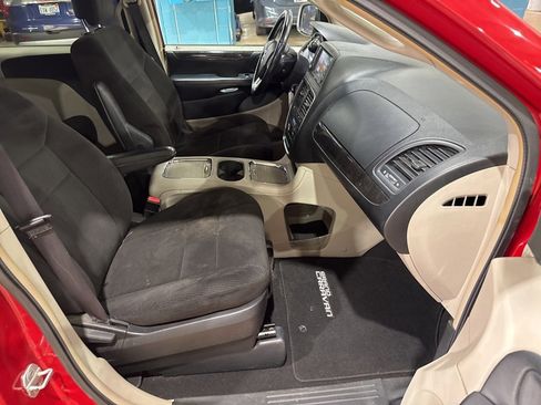 Used 2012 Dodge Grand Caravan Crew w/ Crew Value Pkg image 33