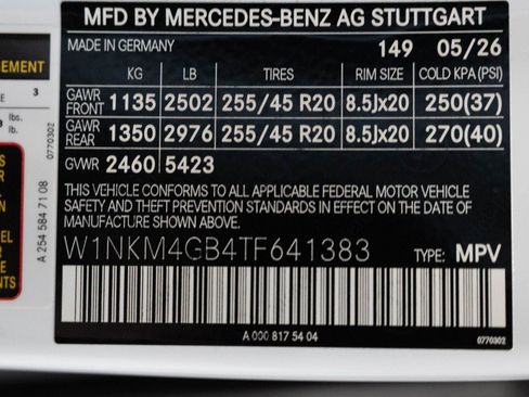 New 2026 Mercedes-Benz GLC 300 image 33