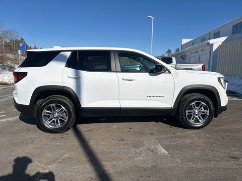 Used 2026 GMC Terrain Elevation w/ LPO, Floor Liner Package image 6