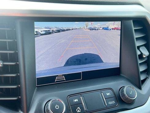 Used 2023 GMC Acadia SLE w/ Driver Convenience Package AWD/4WD image 14