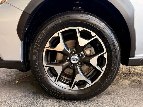 Used 2018 Subaru Crosstrek 2.0i Premium AWD/4WD image 8
