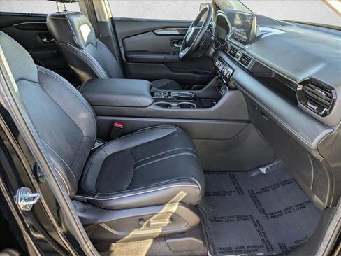Used 2024 Honda Pilot Elite image 22