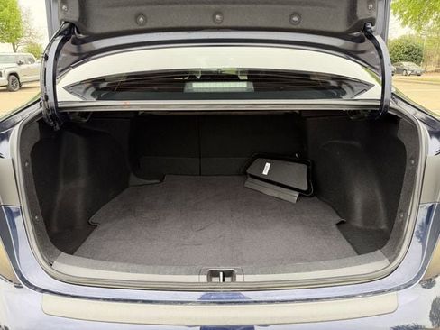 Used 2025 Toyota Corolla SE image 29