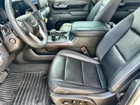 Certified 2023 GMC Sierra 1500 SLT RWD image 24