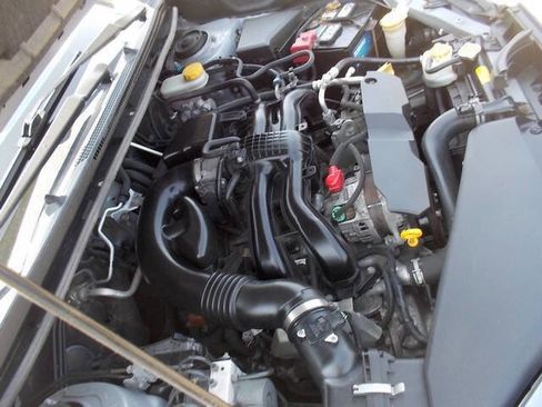 Used 2015 Subaru Crosstrek 2.0i Limited image 24