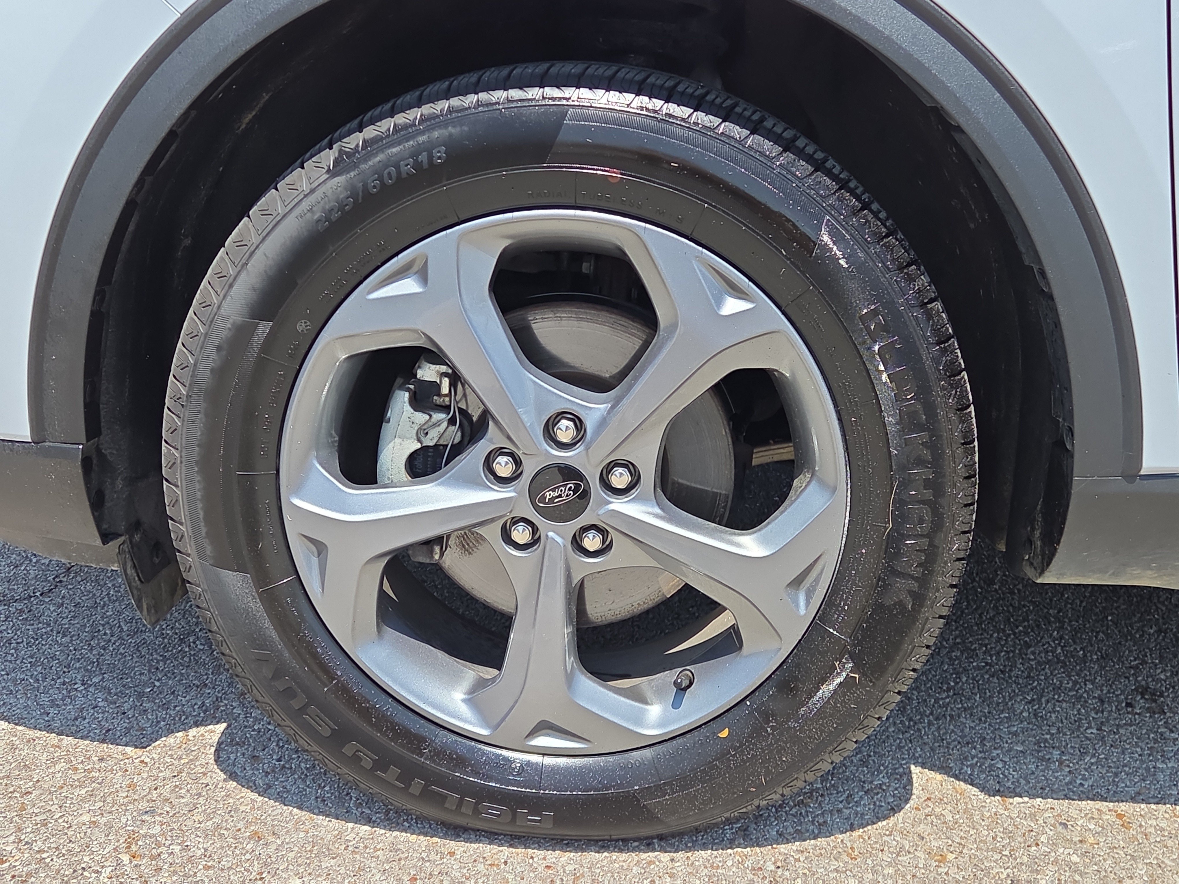 Used 2025 Ford Escape ST-Line Select AWD/4WD image 9