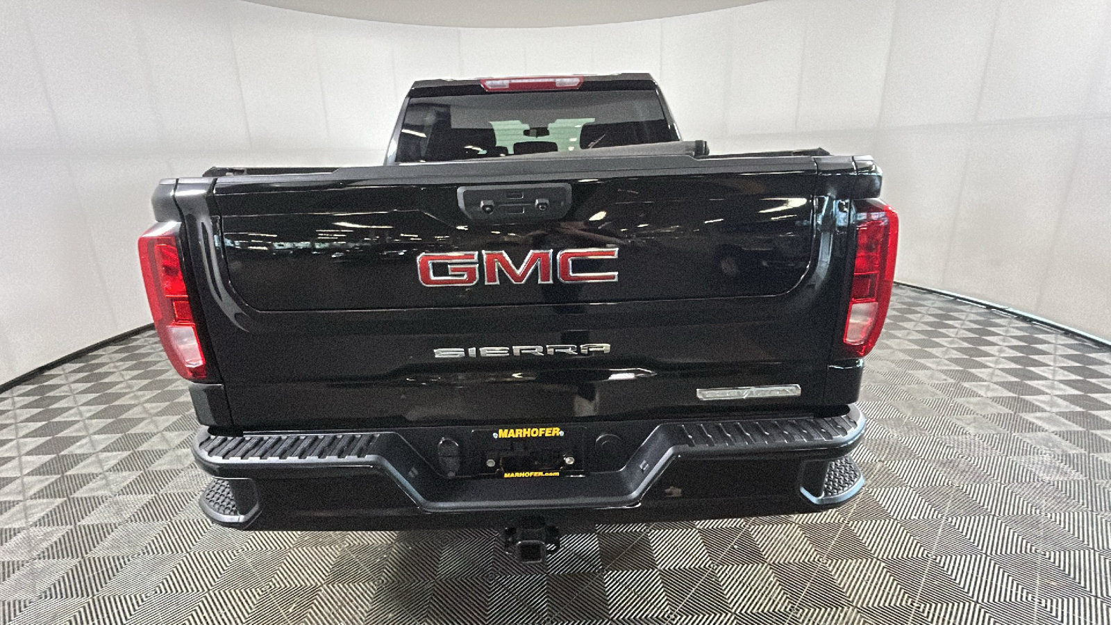 Used 2024 GMC Sierra 1500 Elevation w/ LPO, GMC Protection Package AWD/4WD image 4