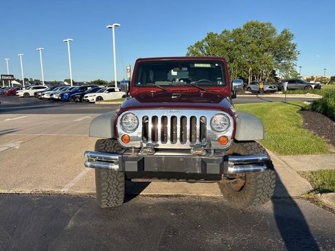 Used 2009 Jeep Wrangler Unlimited X AWD/4WD image 2