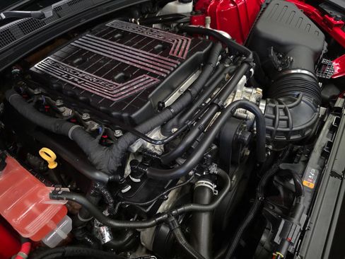 Used 2017 Chevrolet Camaro ZL1 RWD image 41