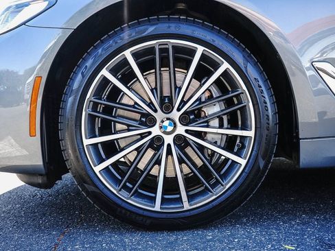 Certified 2023 BMW 540i w/ Convenience Package RWD image 9