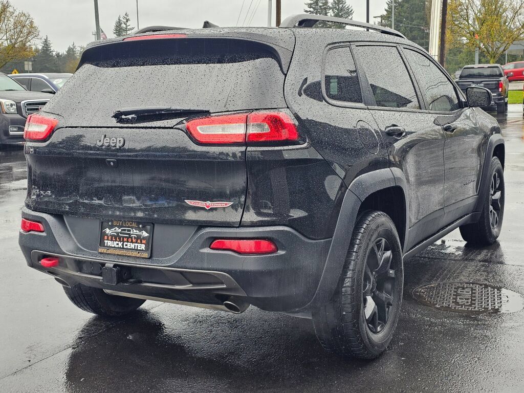 Used 2016 Jeep Cherokee Trailhawk w/ Leather Interior Group AWD/4WD image 5