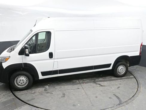 Used 2025 RAM ProMaster 2500 w/ Convenience Group FWD image 23