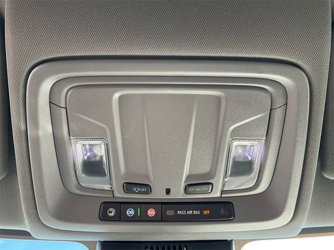 Used 2022 Chevrolet Silverado 1500 LT image 30