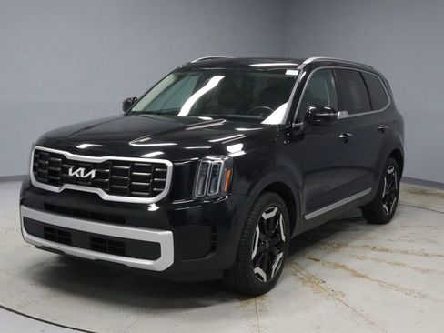 Used 2025 Kia Telluride S AWD/4WD image 7