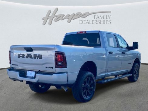 Used 2026 RAM 2500 Big Horn AWD/4WD image 3