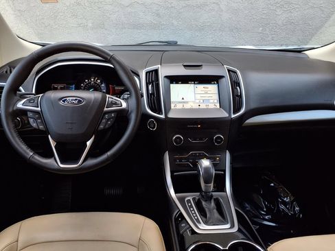 Used 2017 Ford Edge SEL w/ Equipment Group 201A FWD image 20