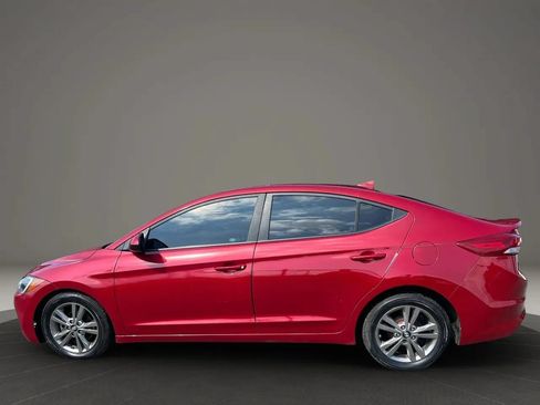 Used 2017 Hyundai Elantra SE FWD image 8