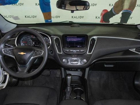 Used 2020 Chevrolet Malibu LS w/ LPO, Convenience Package 2 image 3