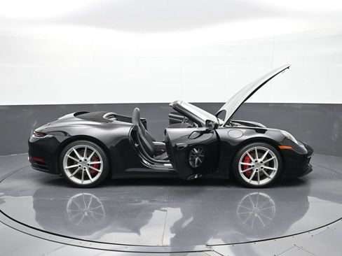 Certified 2022 Porsche 911 Carrera S w/ Sport Package RWD image 30