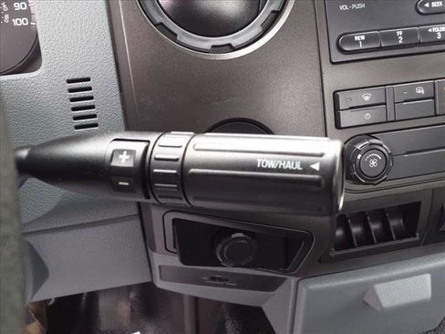 Used 2016 Ford F350 XL w/ Power Equipment Group image 18