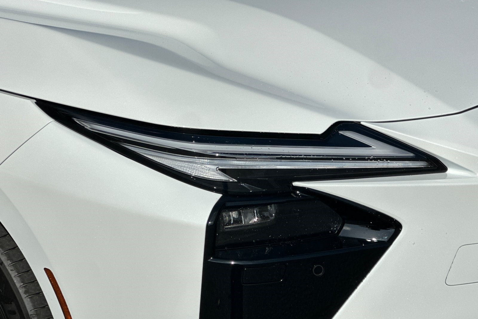 New 2026 Lexus ES 350e w/ Convenience Package FWD image 24