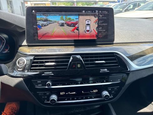 Used 2021 BMW 530i w/ Convenience Package RWD image 51