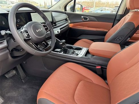 New 2026 Kia Carnival EX image 12