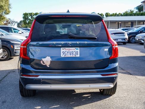 Used 2022 Volvo XC90 T8 Inscription w/ Climate Package image 9