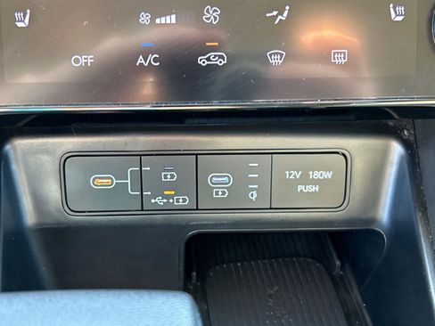 Used 2025 Hyundai Tucson SEL AWD/4WD image 23